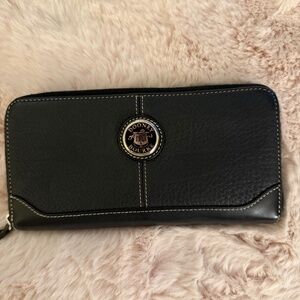 Dooney and Bourke Black Leather Zipped Wallet
